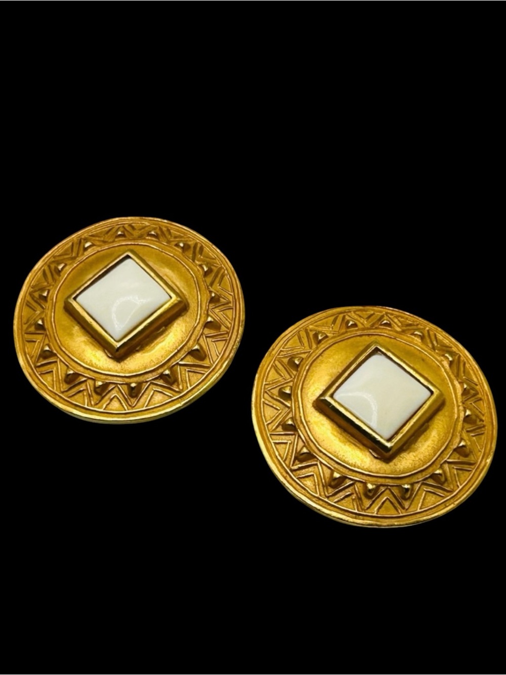 Vintage 1970’s Ivar Hyden Tribal Disk Clip Earrings